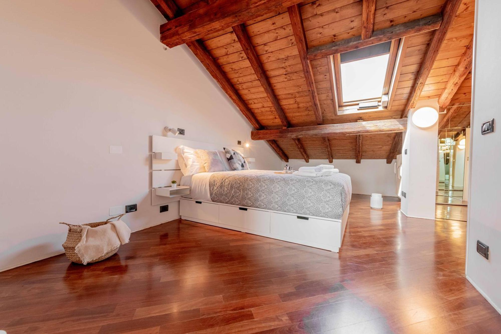 Apartament Realkasa Attico Indipendenza Bolonia Zewnętrze zdjęcie